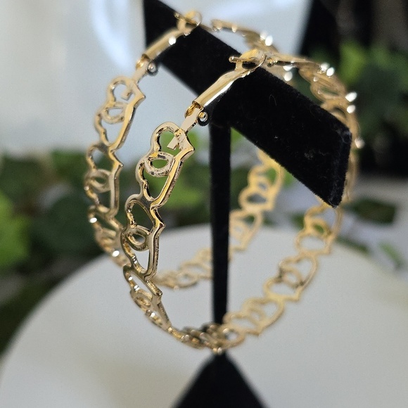 Gold Filled Large Hearts Hoop Earrings - Picture 9 of 10
